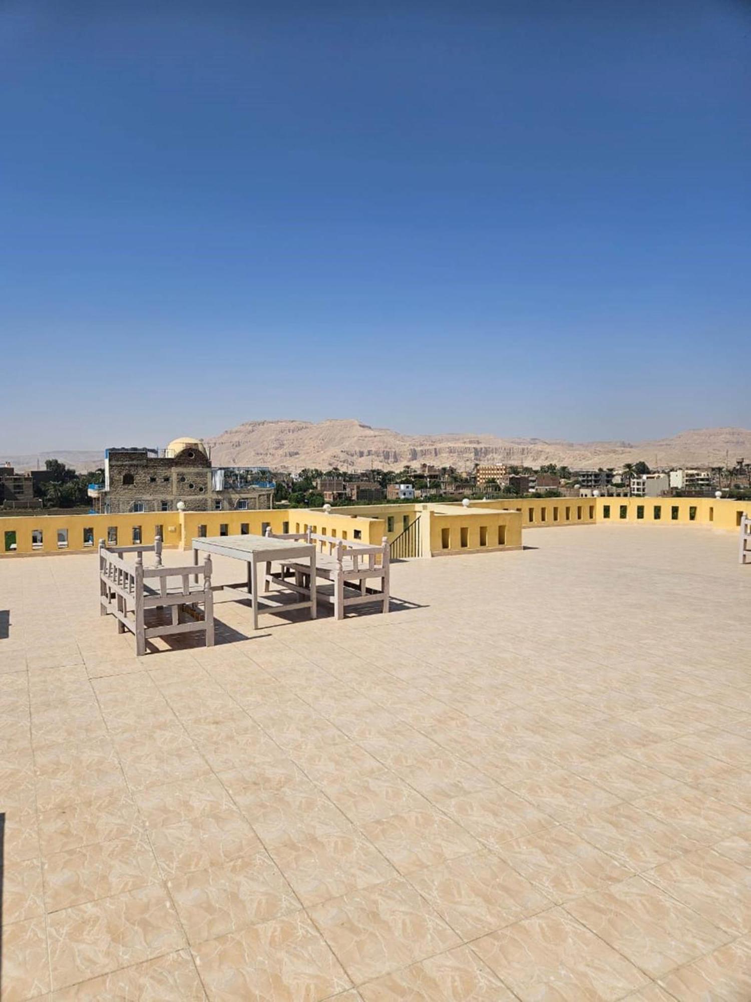 Egypt Garden * Luxor